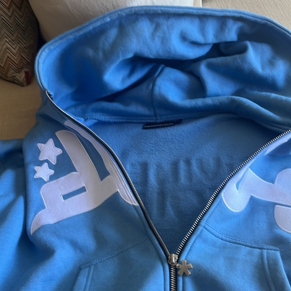 DIVIDE THE YOUTH BLUE HOODIE - Picture 10 of 10